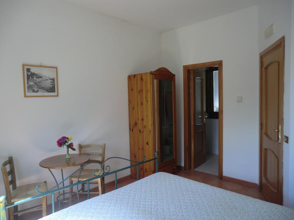 Agriturismo Mare E Monti 트라몬티 객실 사진